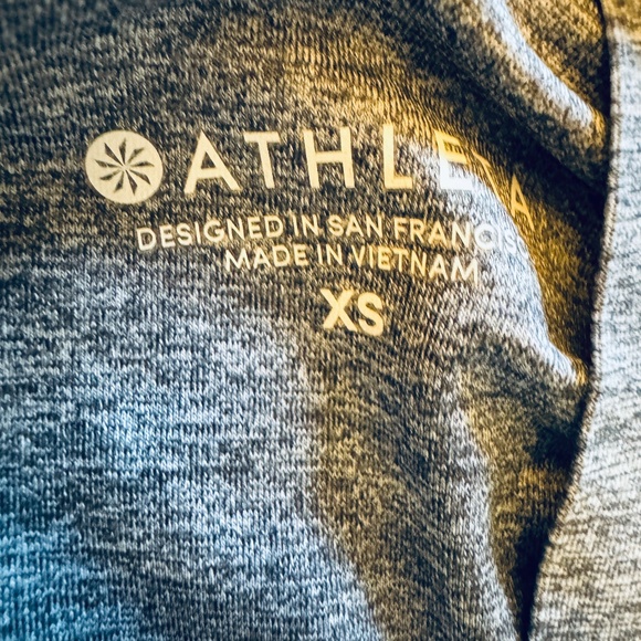 Athleta Pacifica Rash Guard XS - Picture 2 of 3